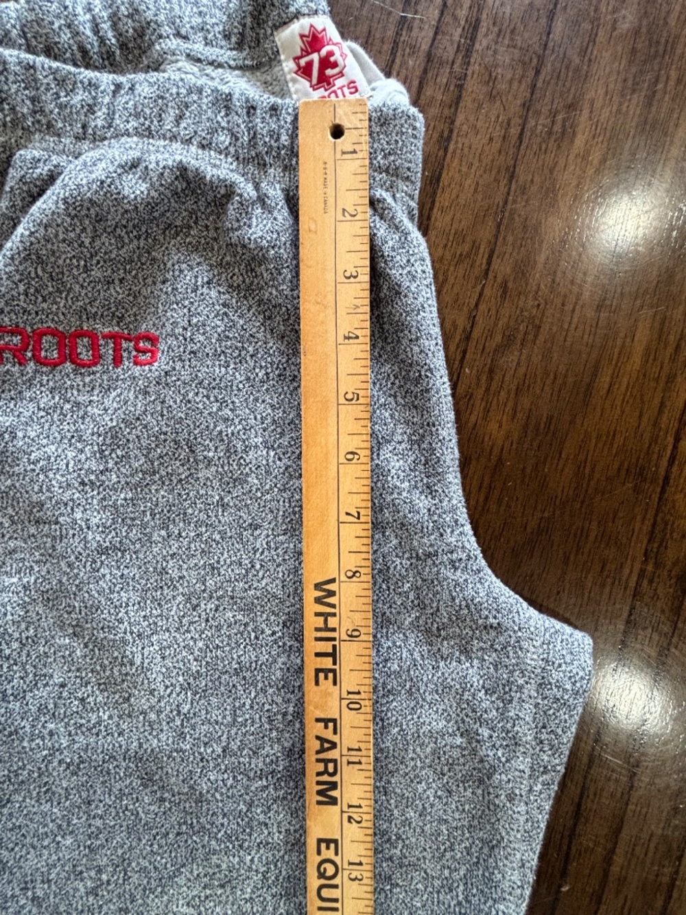 Roots salt and pepper crop sweatpants with embroidered appliqués size M - Picture 12 of 13